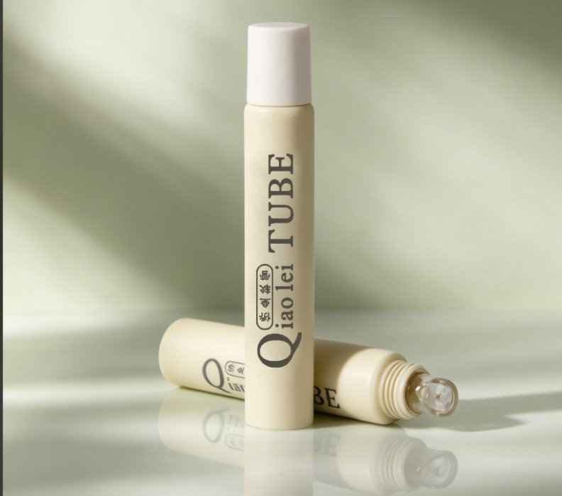 Packaging option for jogonglabs Osmanthus Lip Balm