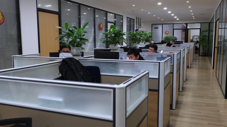 jogonglabs factory team at work